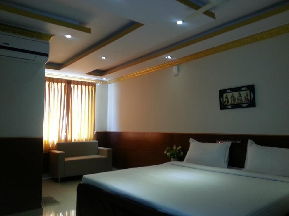 Palm Valley Resort Gonikoppal Εξωτερικό φωτογραφία